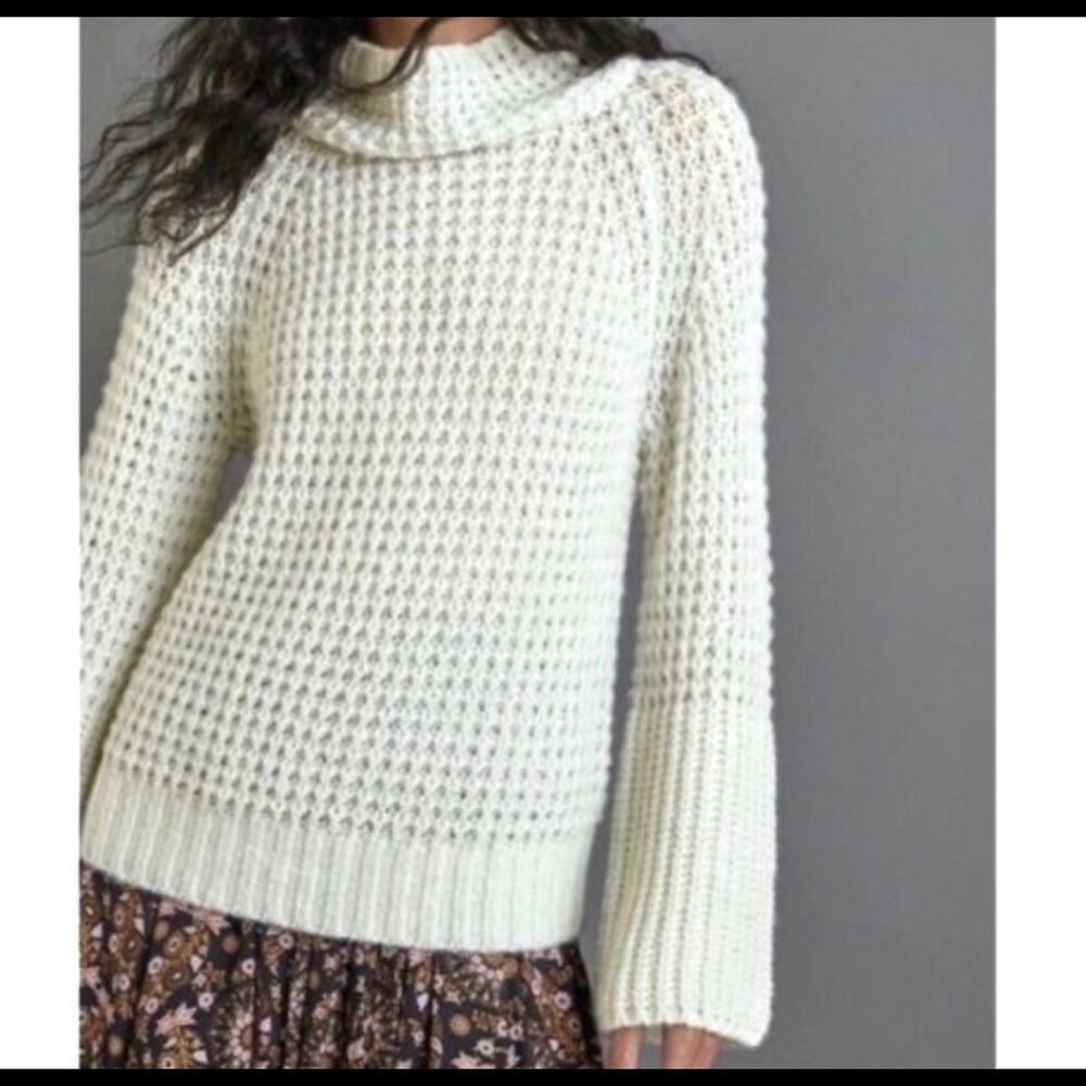 Anthropologie Maeve Dionne Bell sleeve Sweater size L